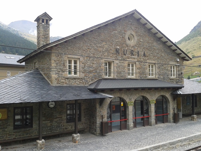Núria station